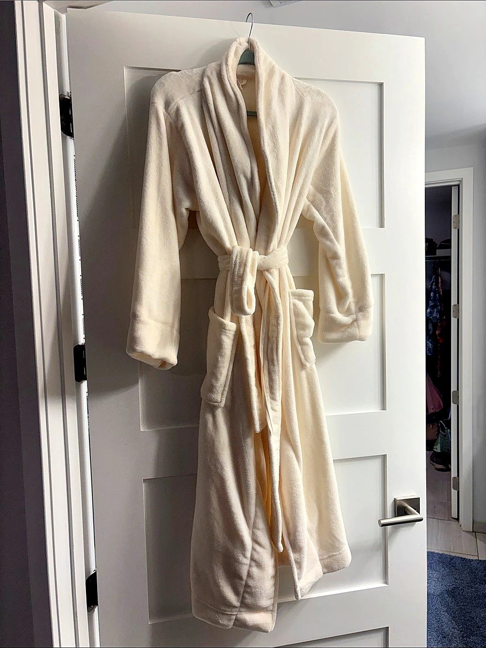 Soma Plush Wrap Robe White Size Small/Medium